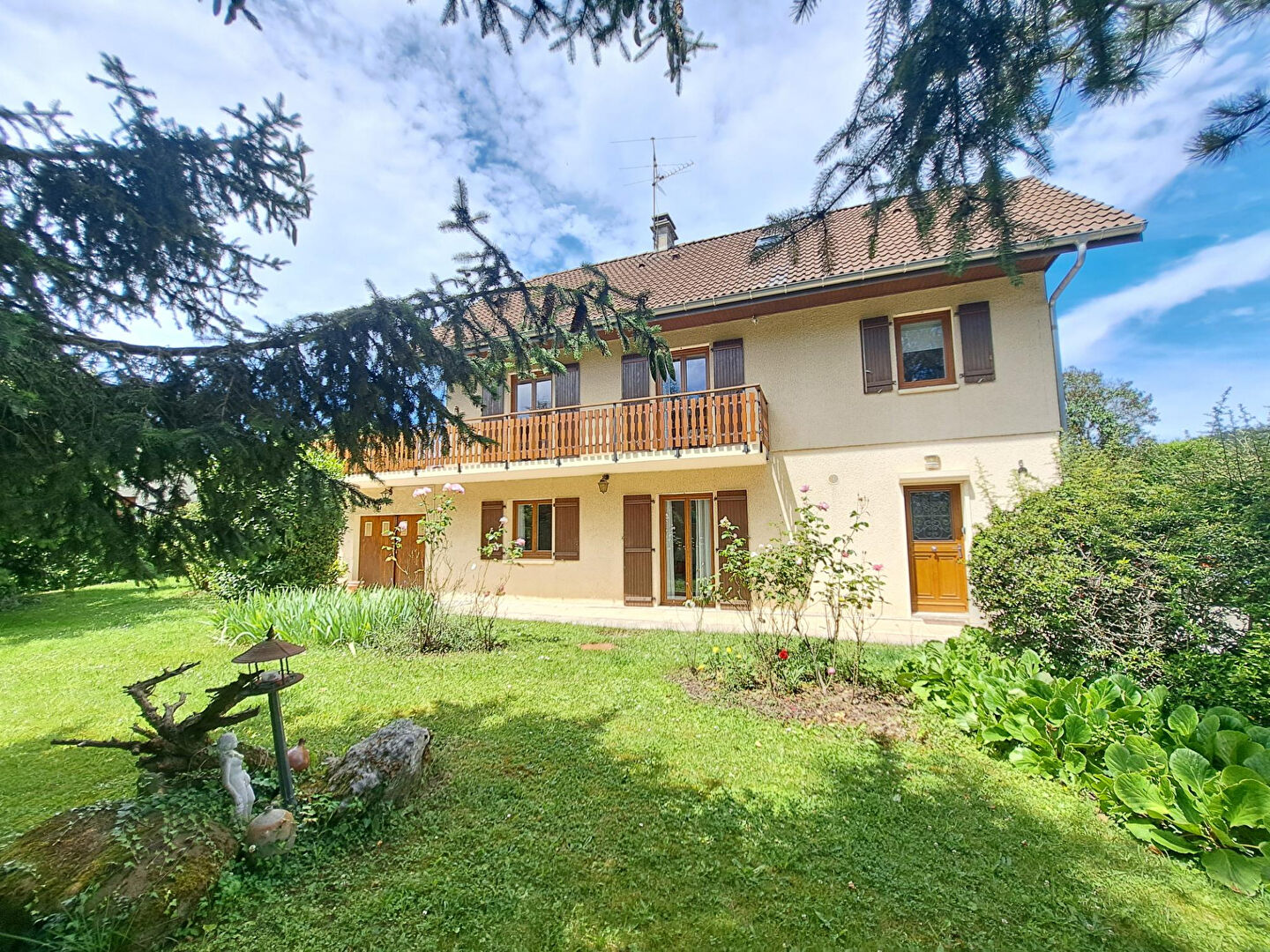 Maison 8 pièces - 146m²