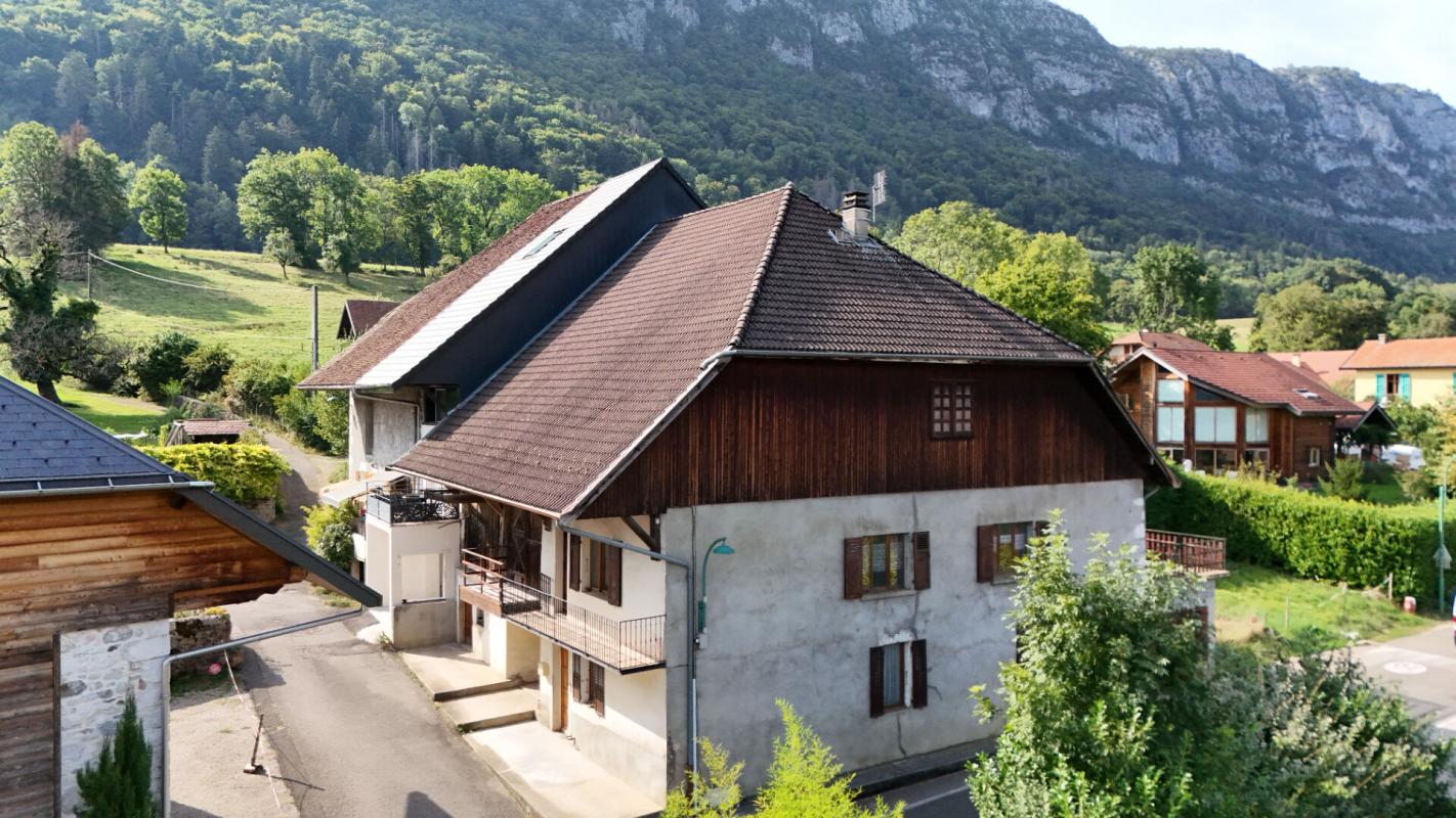 Maison 5 pièces - 146m² - LATHUILE