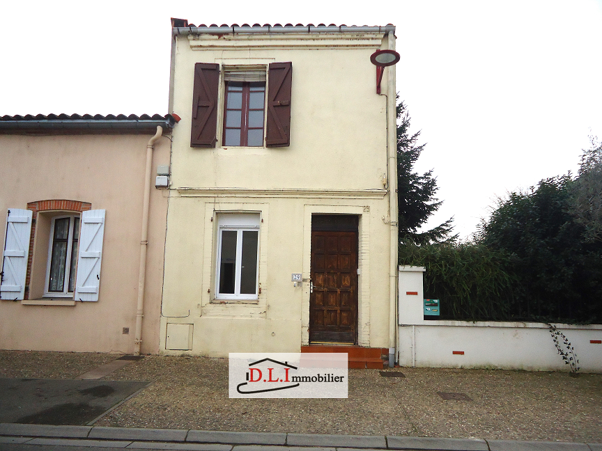 Maison 3 pièces - 81m² - CASTELSARRASIN