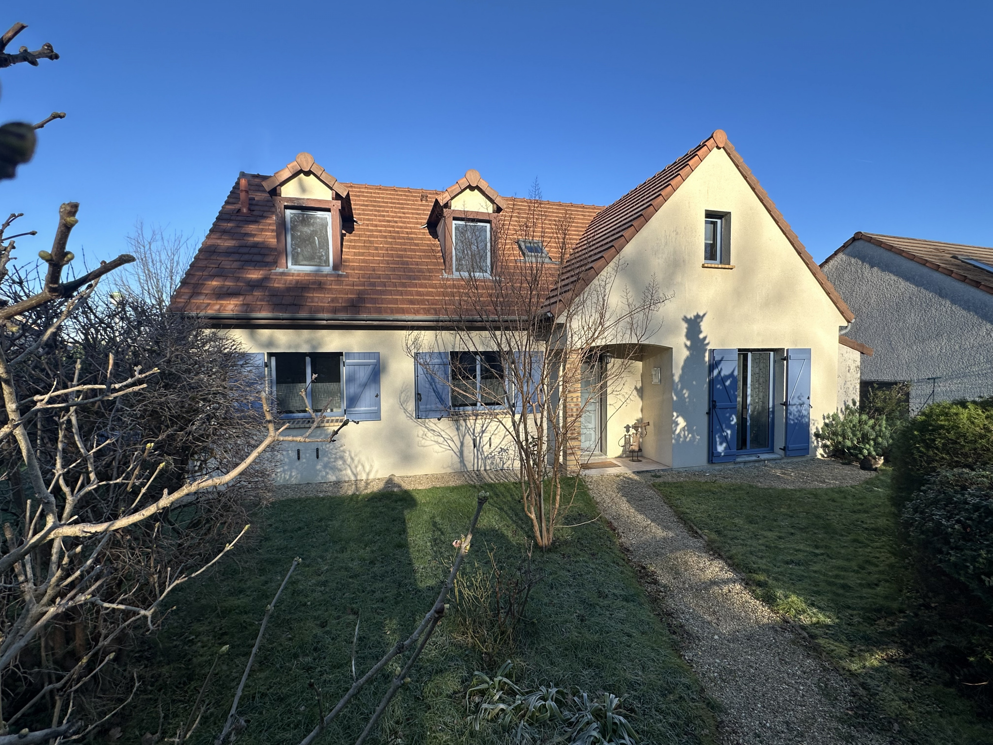 Maison 6 pièces - 142m² - VAUX LE PENIL