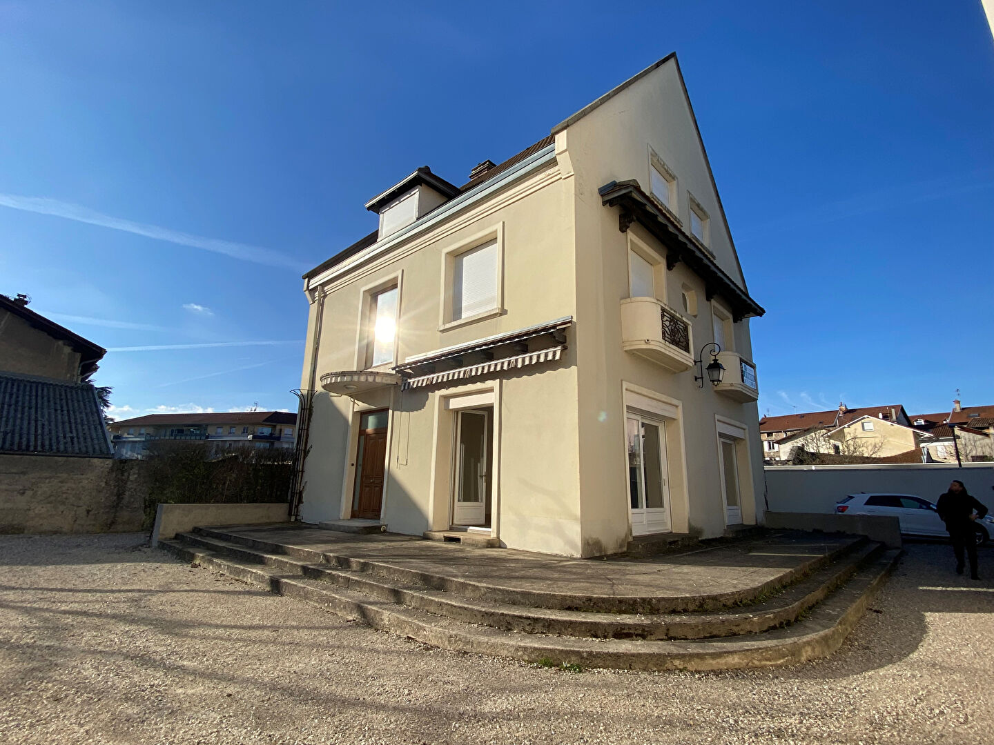 Maison 9 pièces - 248m²