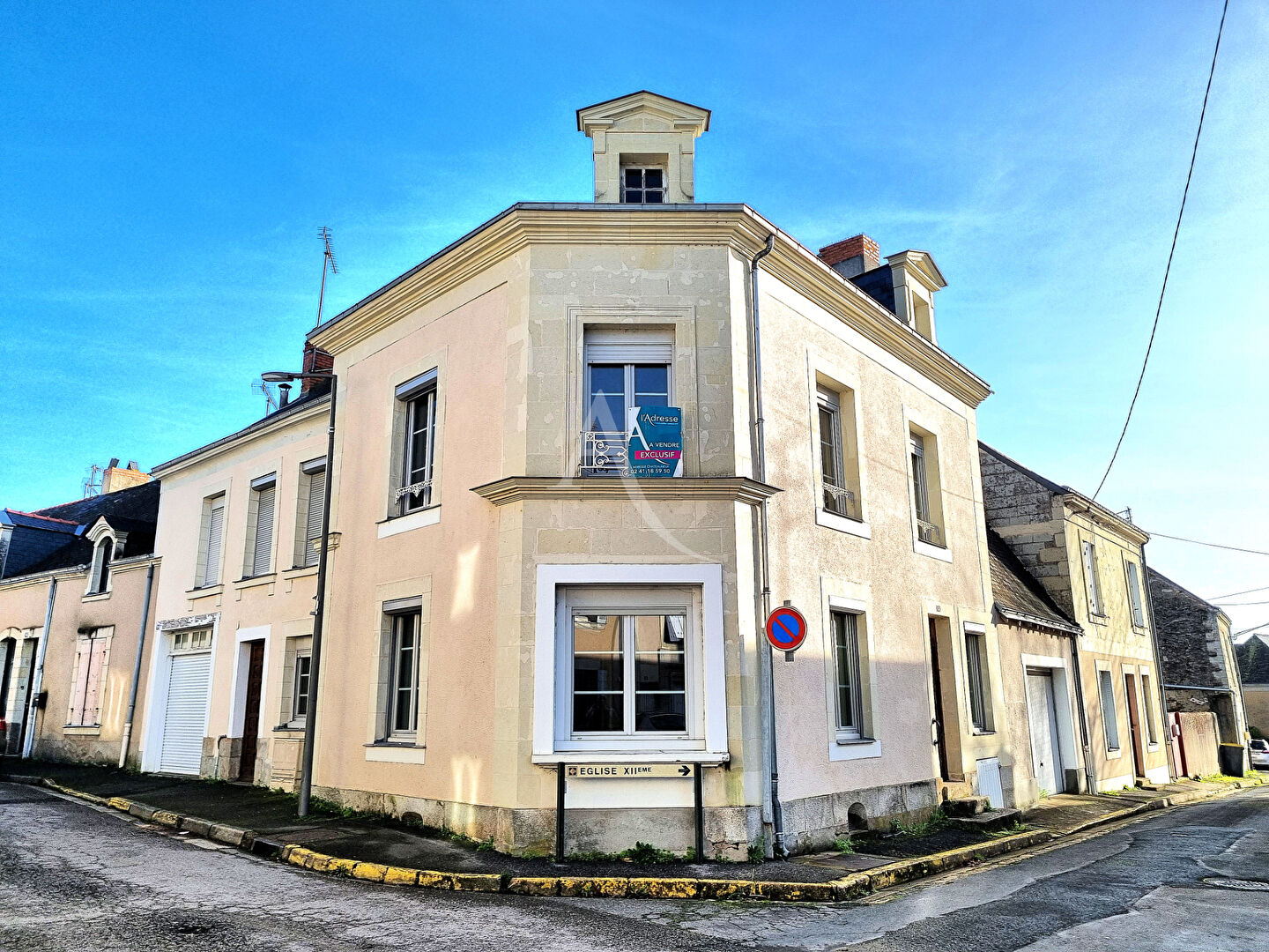 Maison 9 pièces - 170m² - CHATEAUNEUF SUR SARTHE