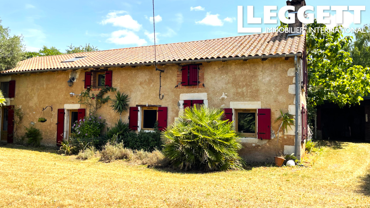 Maison 9 pièces - 150m² - PERSAC