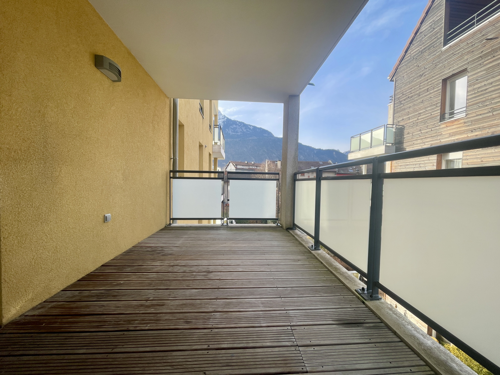 Appartement 3 pièces - 67m² - BONNEVILLE