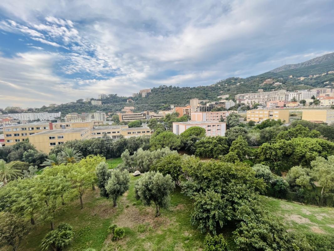 Appartement 3 pièces - 69m² - BASTIA