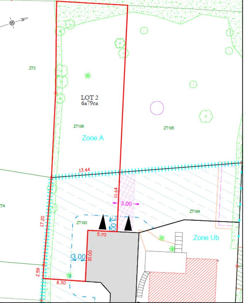 Terrain  - 679m²