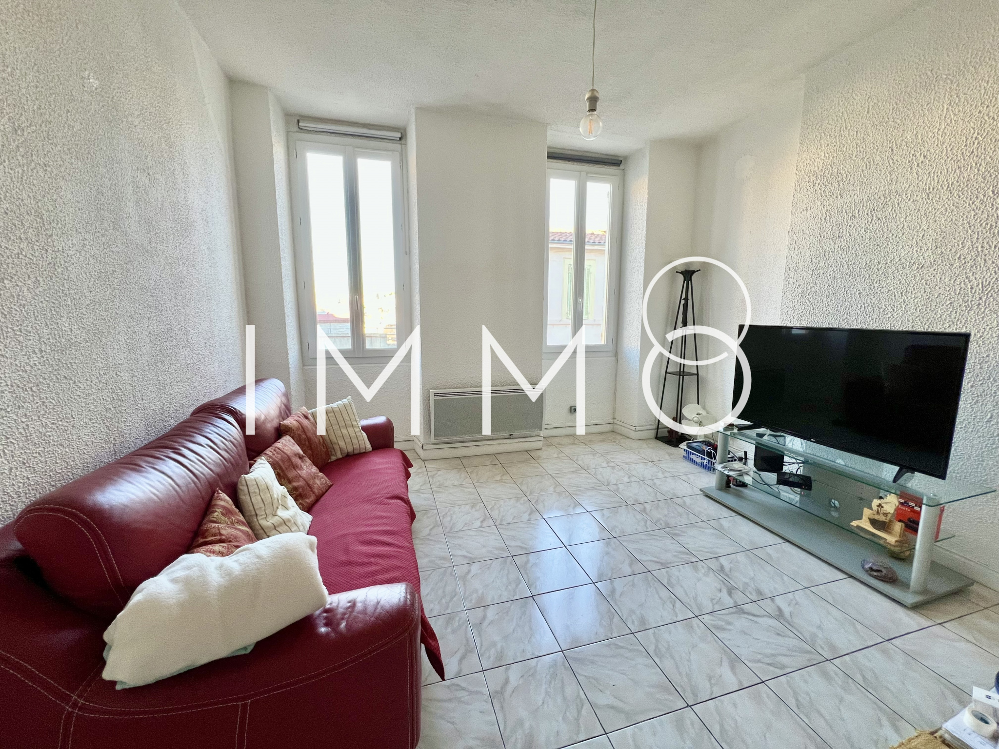 Appartement 2 pièces - 43m² - MARSEILLE  - 4ème