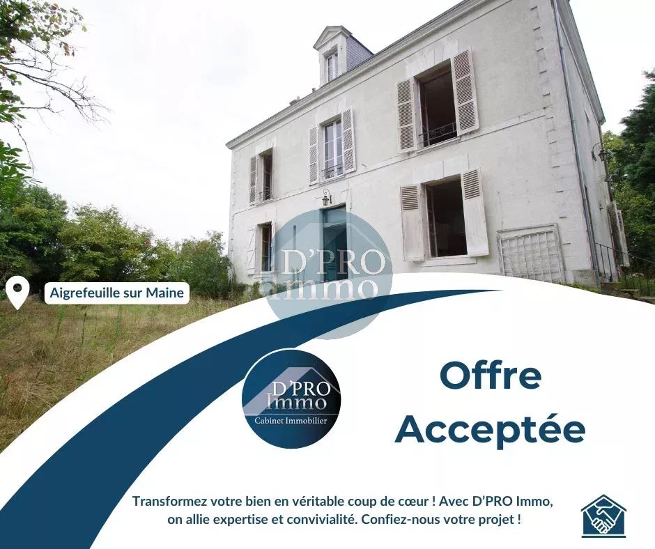 Maison 9 pièces - 261m² - AIGREFEUILLE SUR MAINE