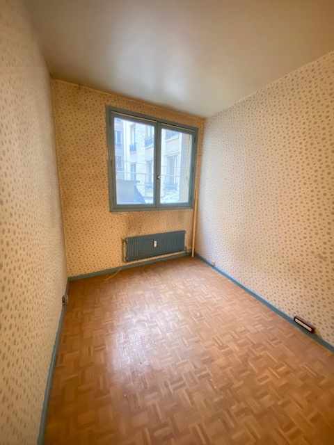 Appartement 1 pièce - 8m² - PARIS  - 18ème