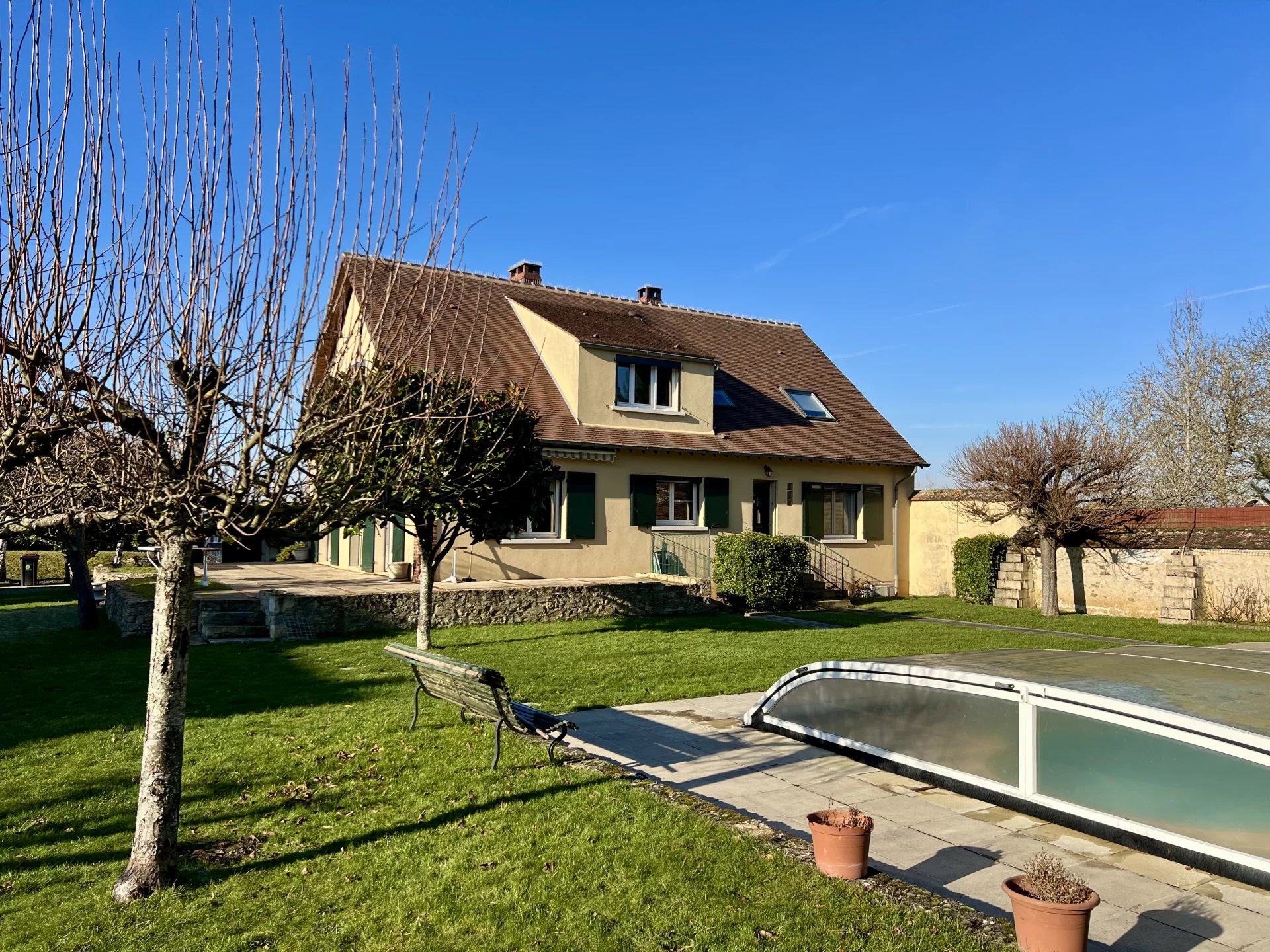 Maison 9 pièces - 176m² - ST GEORGES SUR BAULCHE