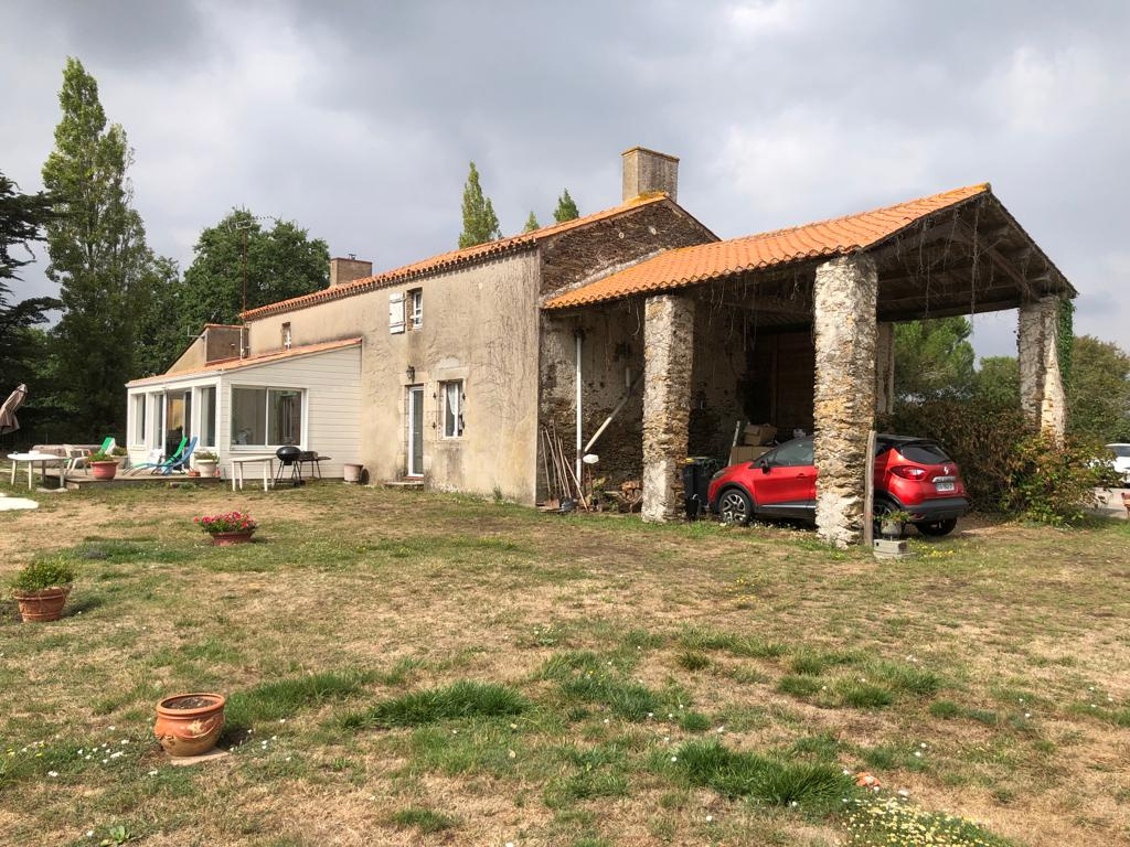 Maison 16 pièces - 570m² - ST CHRISTOPHE DU LIGNERON