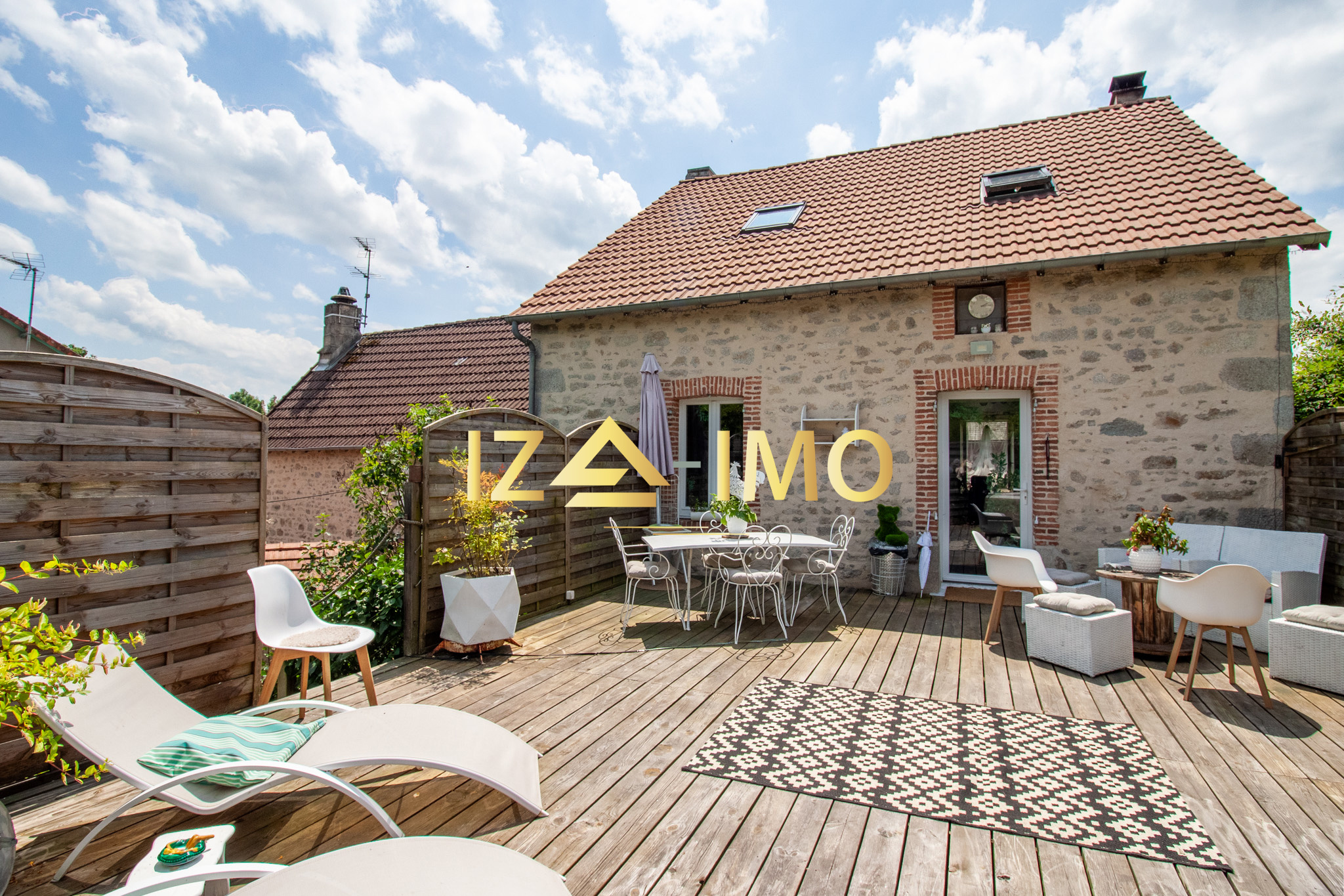 Maison 8 pièces - 264m² - LA CHAPELLE TAILLEFERT