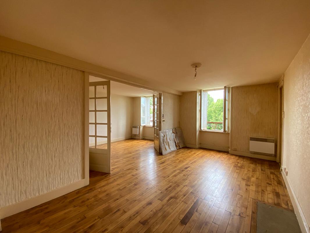 Maison 15 pièces - 300m² - GIAT