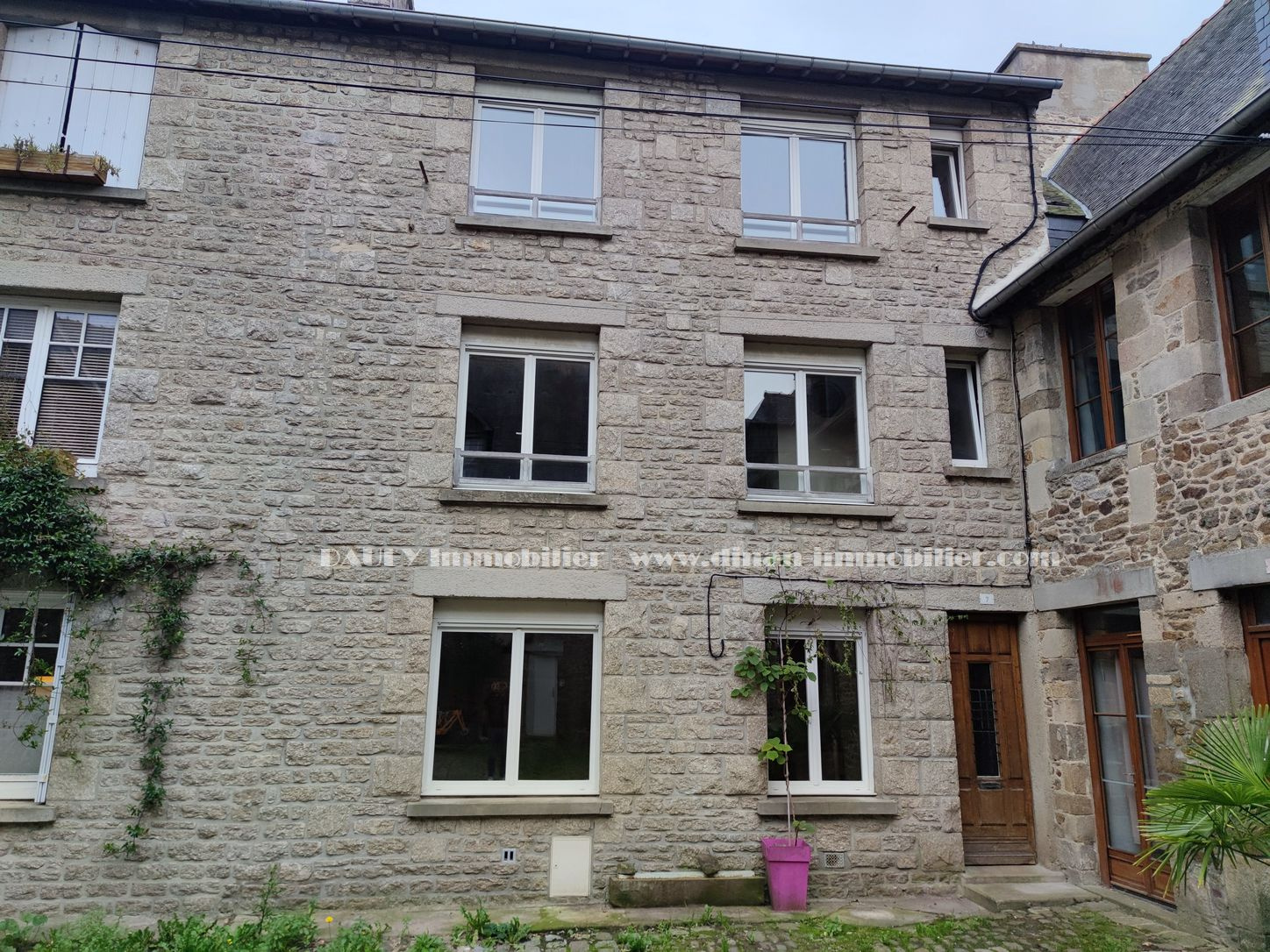 Maison 4 pièces - 87m² - DINAN