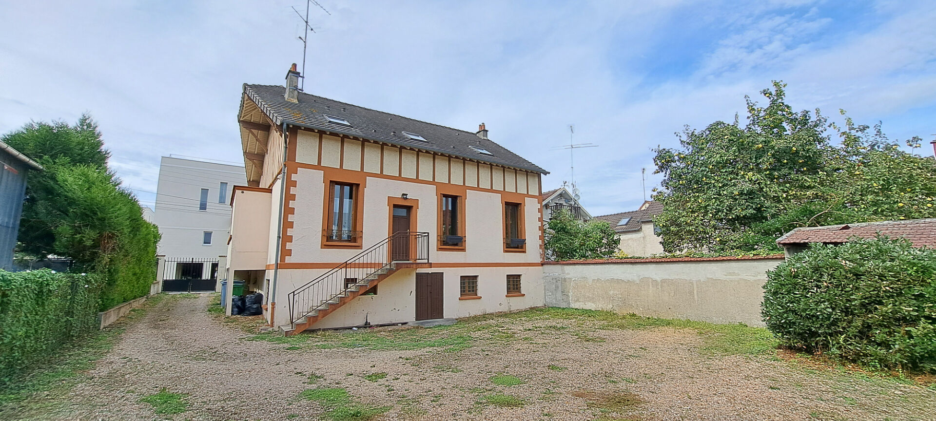 Maison 7 pièces - 155m²