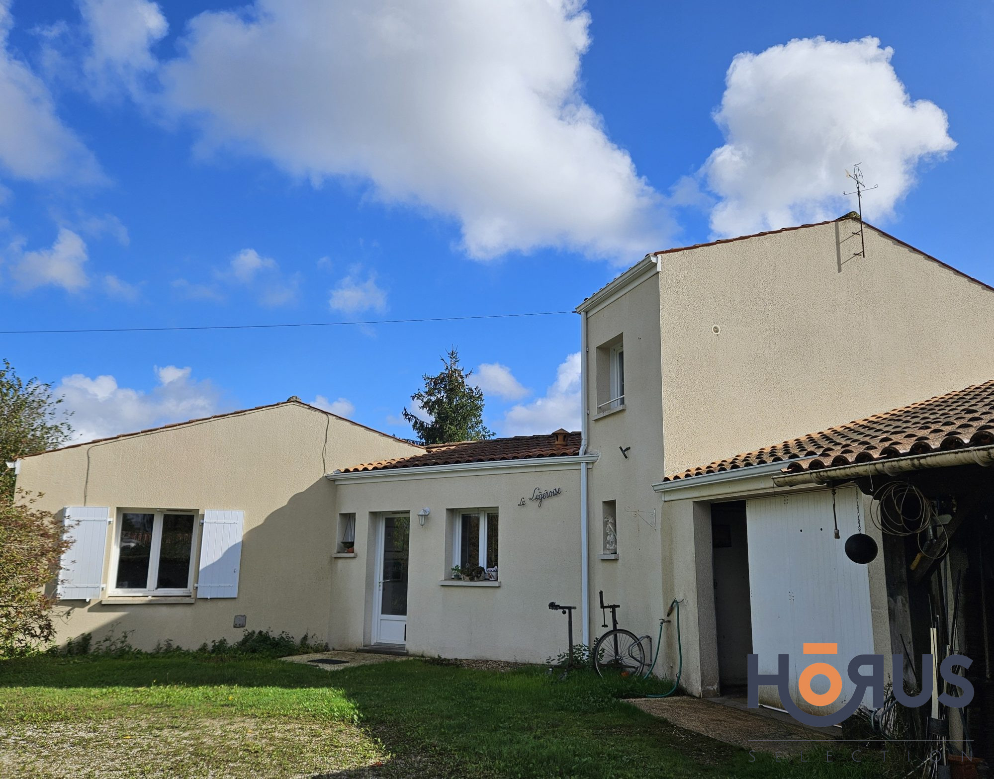 Maison 6 pièces - 133m² - ECOYEUX