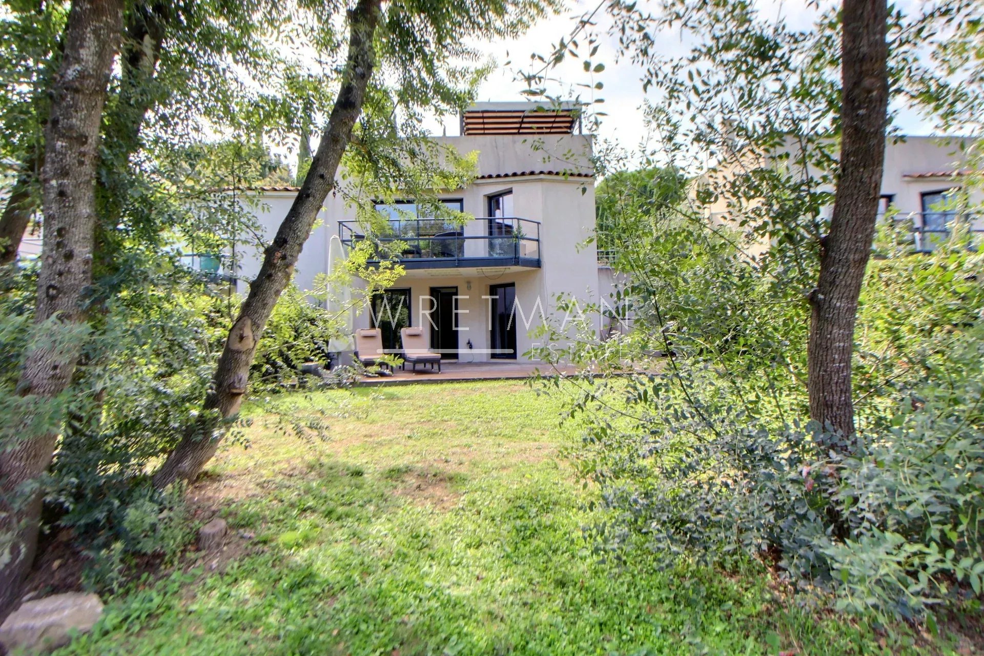 Maison 5 pièces - 100m² - VALBONNE