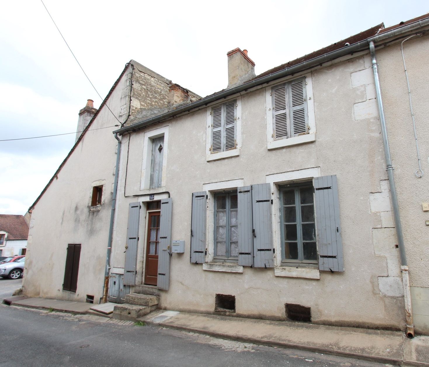 Maison 1 pièce - 40m² - LA CHARITE SUR LOIRE