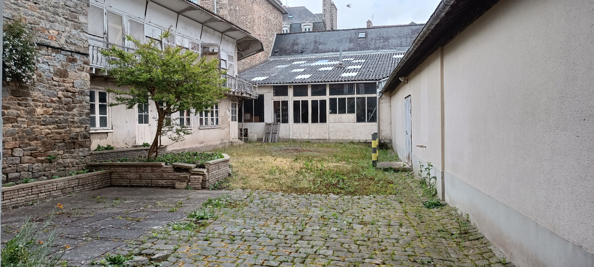 Maison 1 pièce - 150m² - DINAN