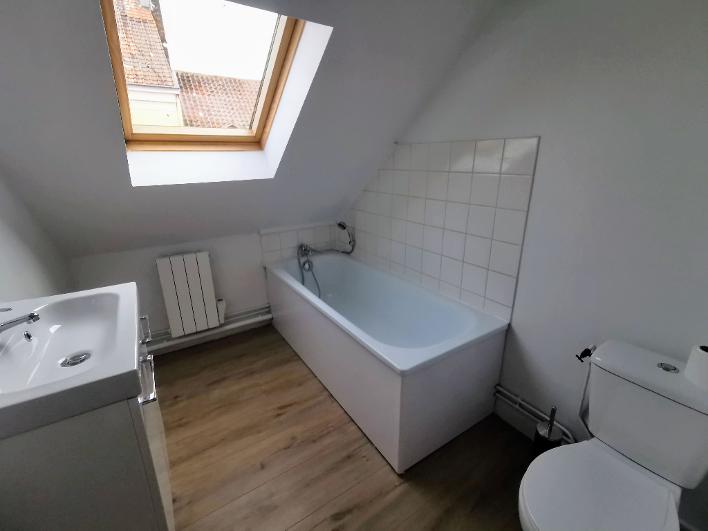 Image d'un location appartement 1 pièce 24m² à 455€ à calais (62100)