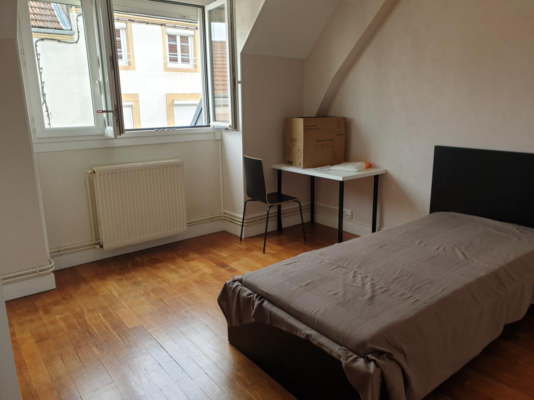 Appartement – LE CREUSOT SAONE-ET-LOIRE BOURGOGNE-FRANCHE-COMTÉ - Vue 4