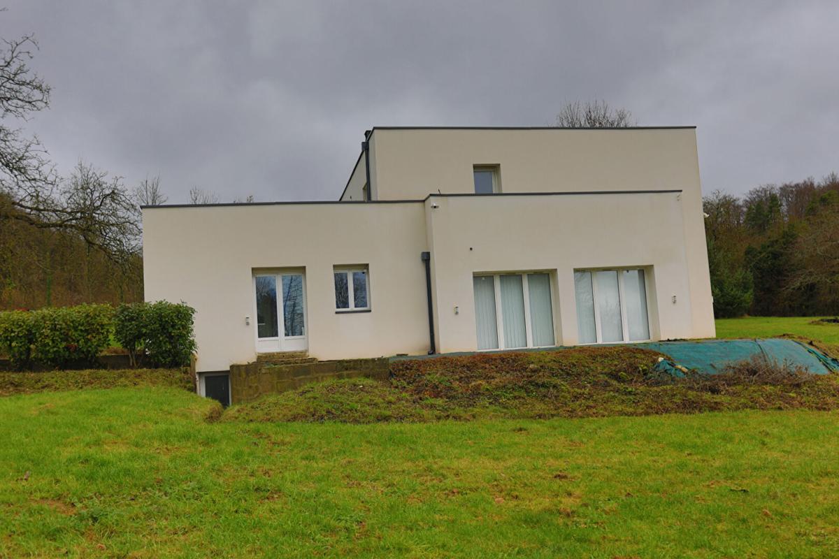 Maison 7 pièces 195 m² · à Cauvigny · 195 m² · 585 000 €