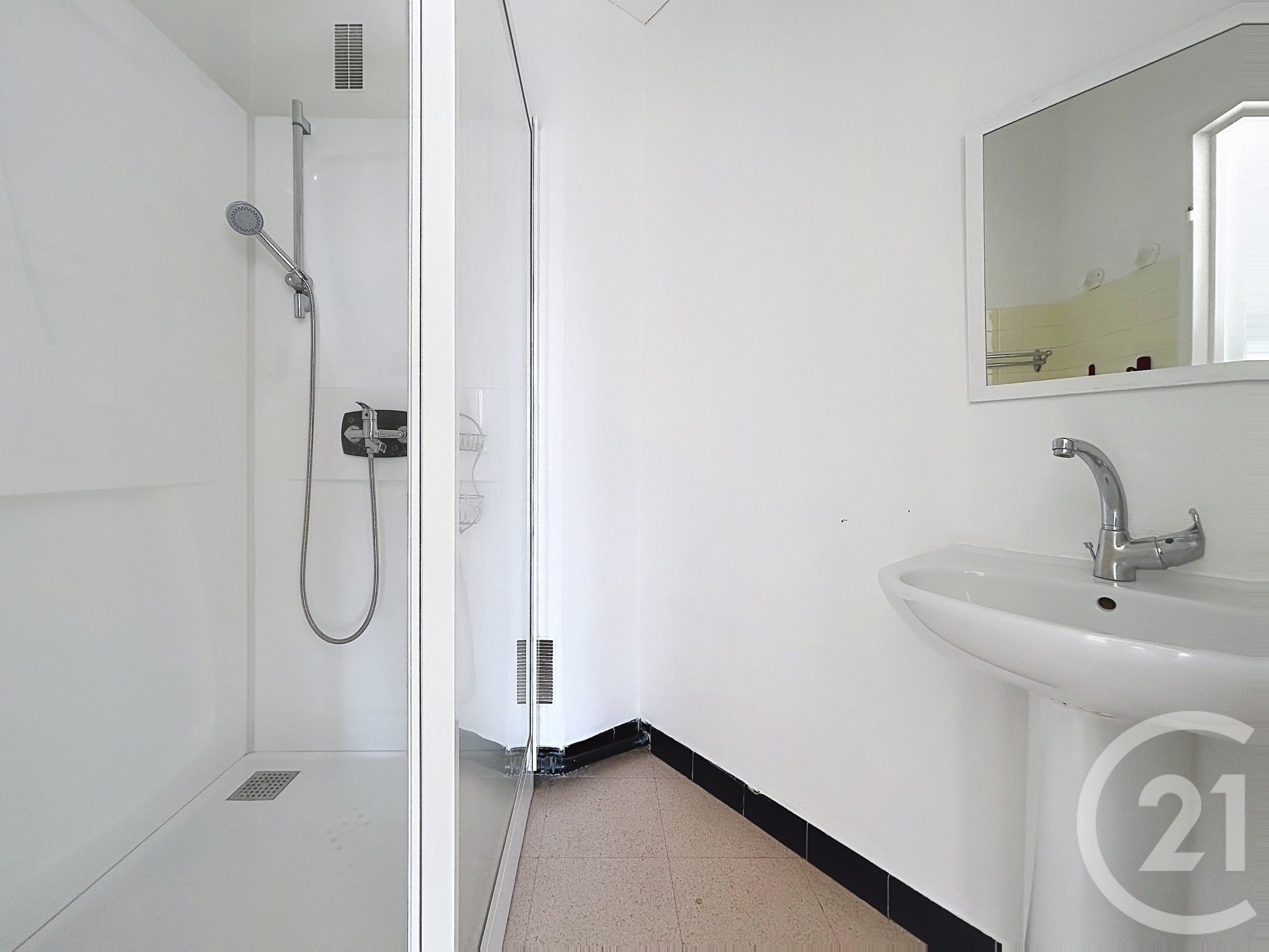 Appartement – Troyes, Aube - Plus