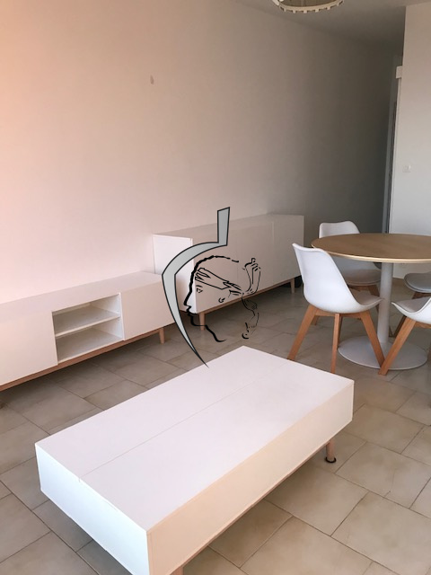 Location Appartement 2 pièces 50m² AJACCIO 20000 - Vue 4