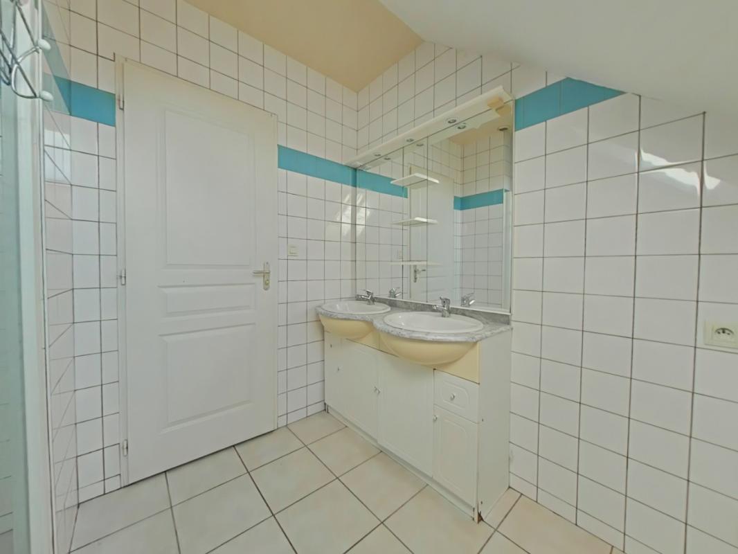 Appartement – Ligueil, Les Barrières, Indre-et-Loire - Vue 5