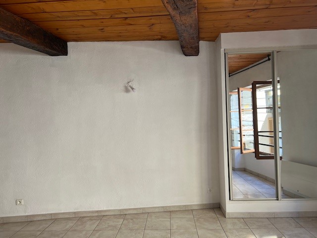 Appartement – Cabasse, Var - Plus