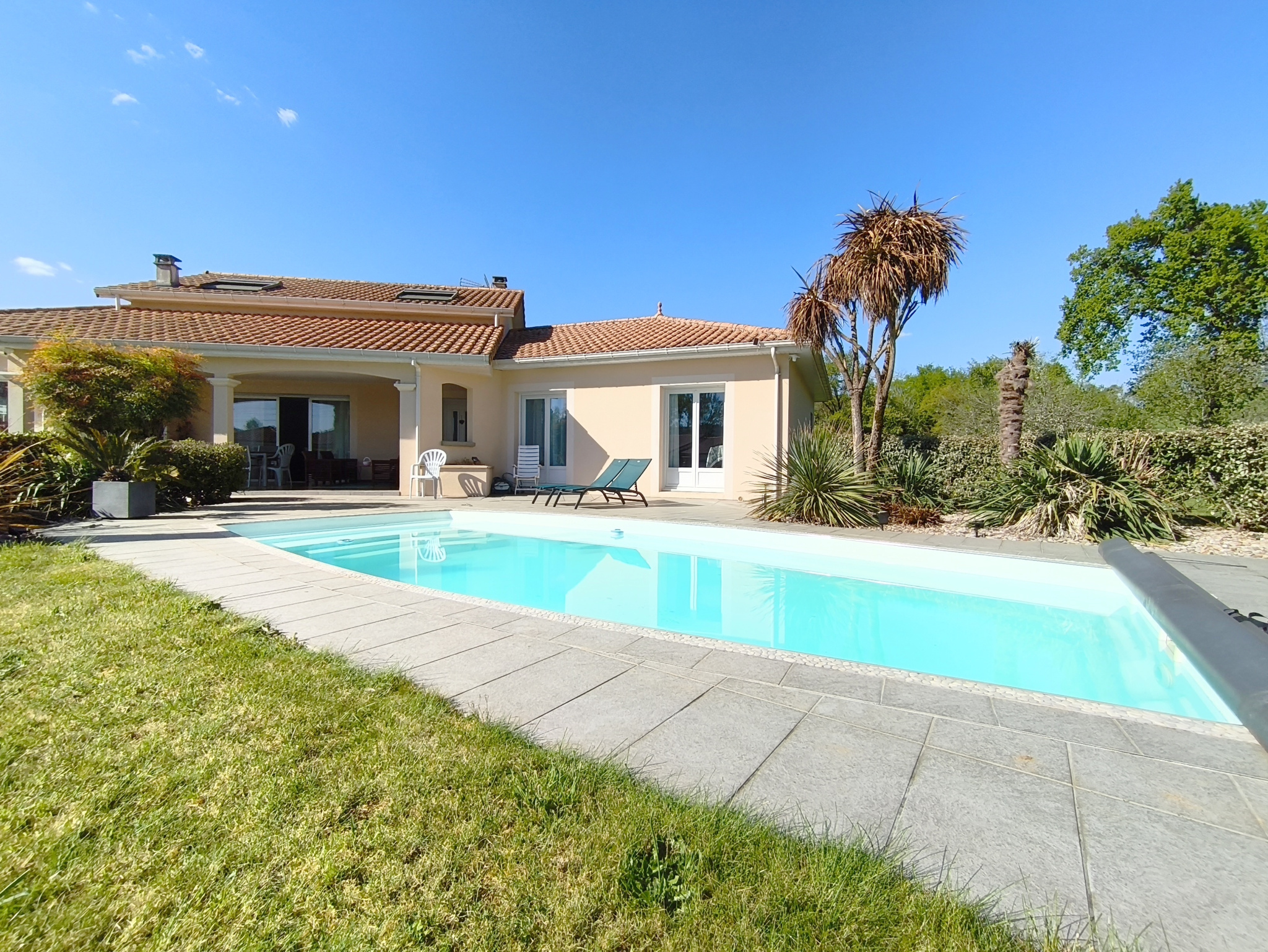 Maison 6 pièces 178 m² · à Flagnac · 178 m² · 339 000 €