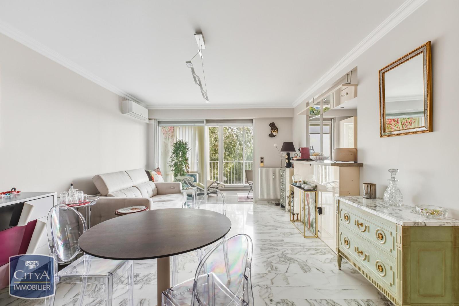 Appartement 2 pièces 73 m² · à Cannes · 73 m² · 375 000 €