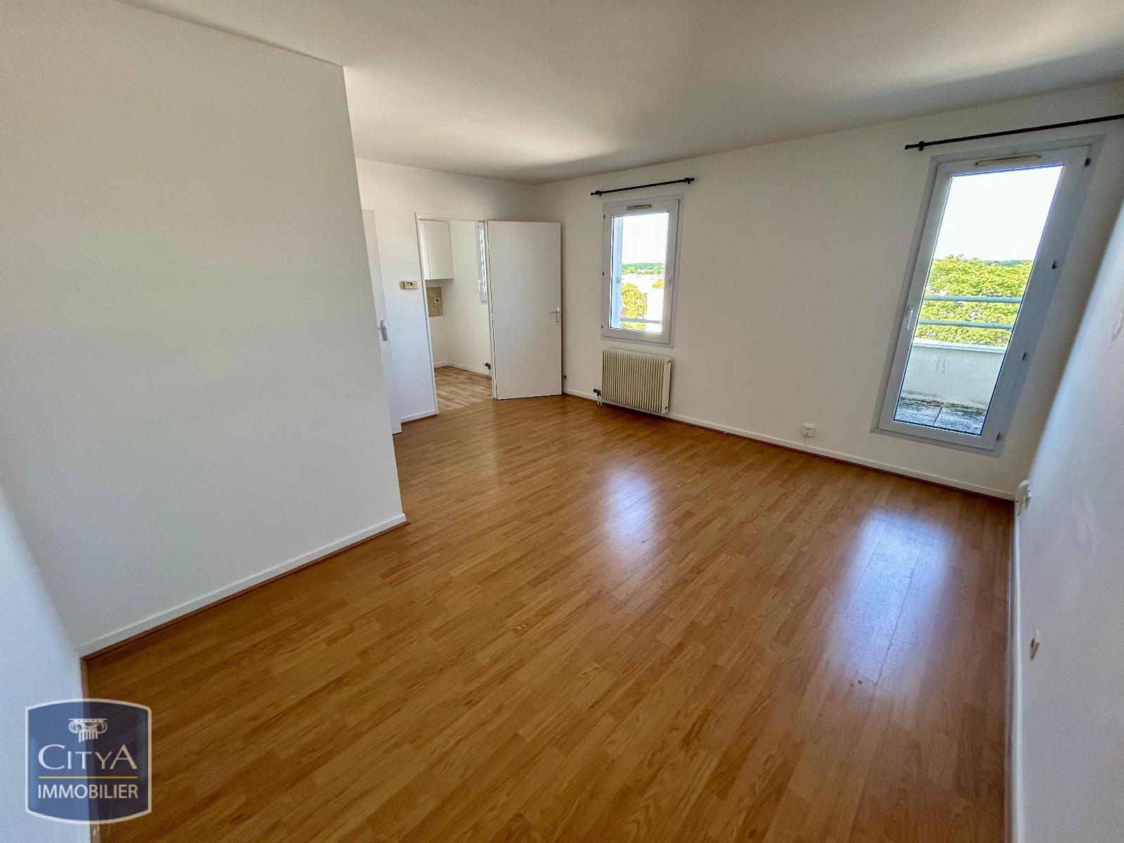 Appartement 1 pièce 30m² ELANCOURT 78990