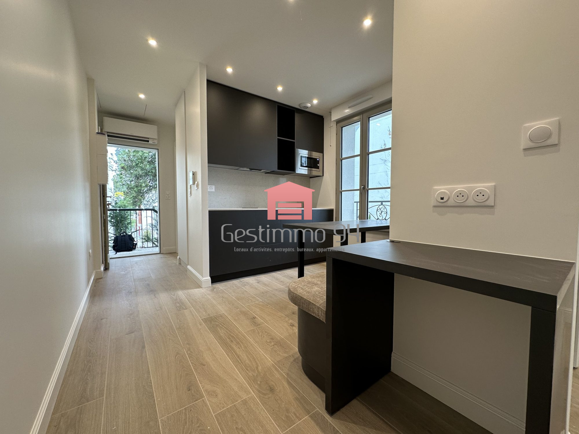Appartement 1 pièce 23m² FONTENAY SOUS BOIS 94120 photo 2