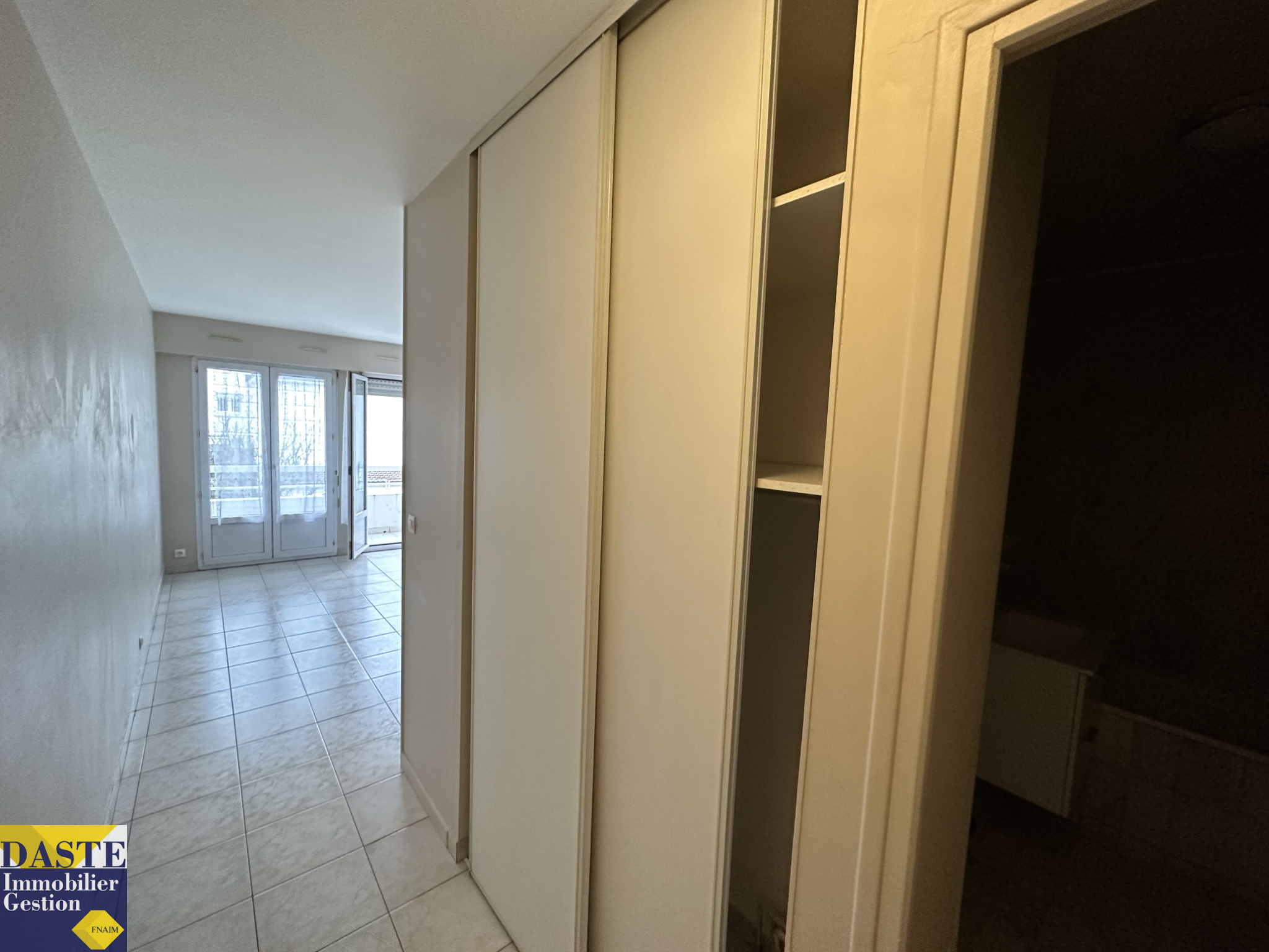 Appartement 1 pièce 27m² PONTAULT COMBAULT 77340 photo 3
