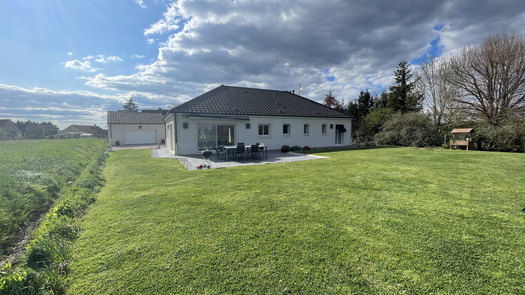 Maison 6 pièces 142 m² · à Chevigny-en-Valière · 142 m² · 405 000 €