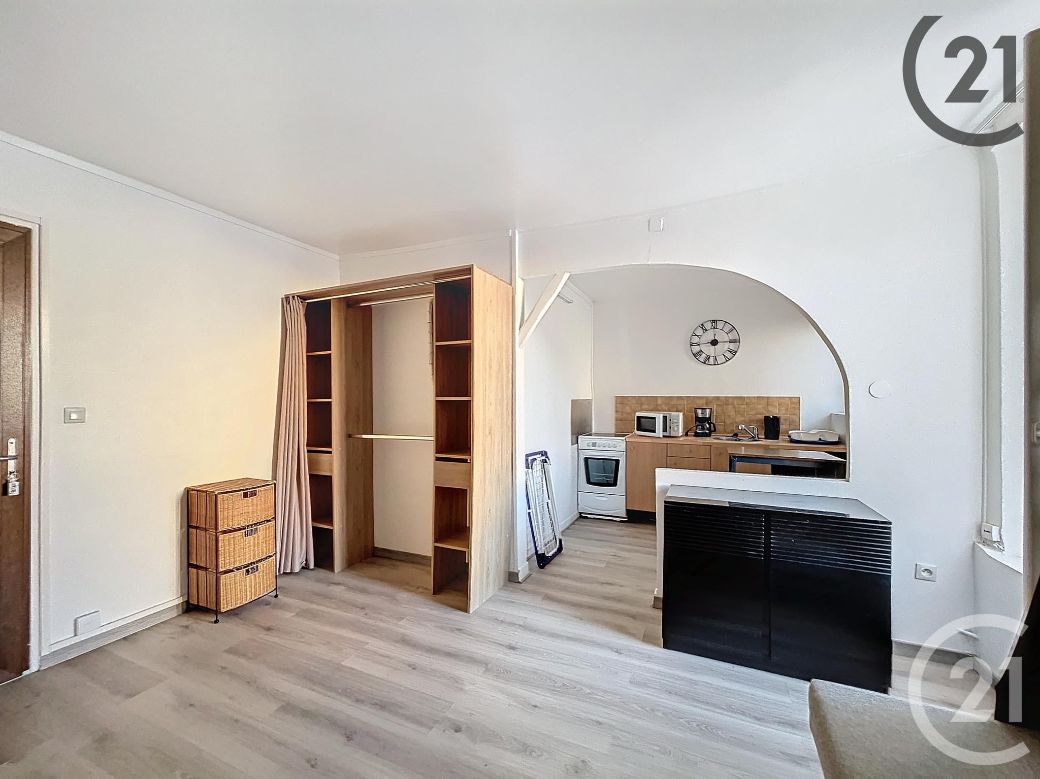 Appartement 1 pièce 23m² MELUN 77000 photo 2