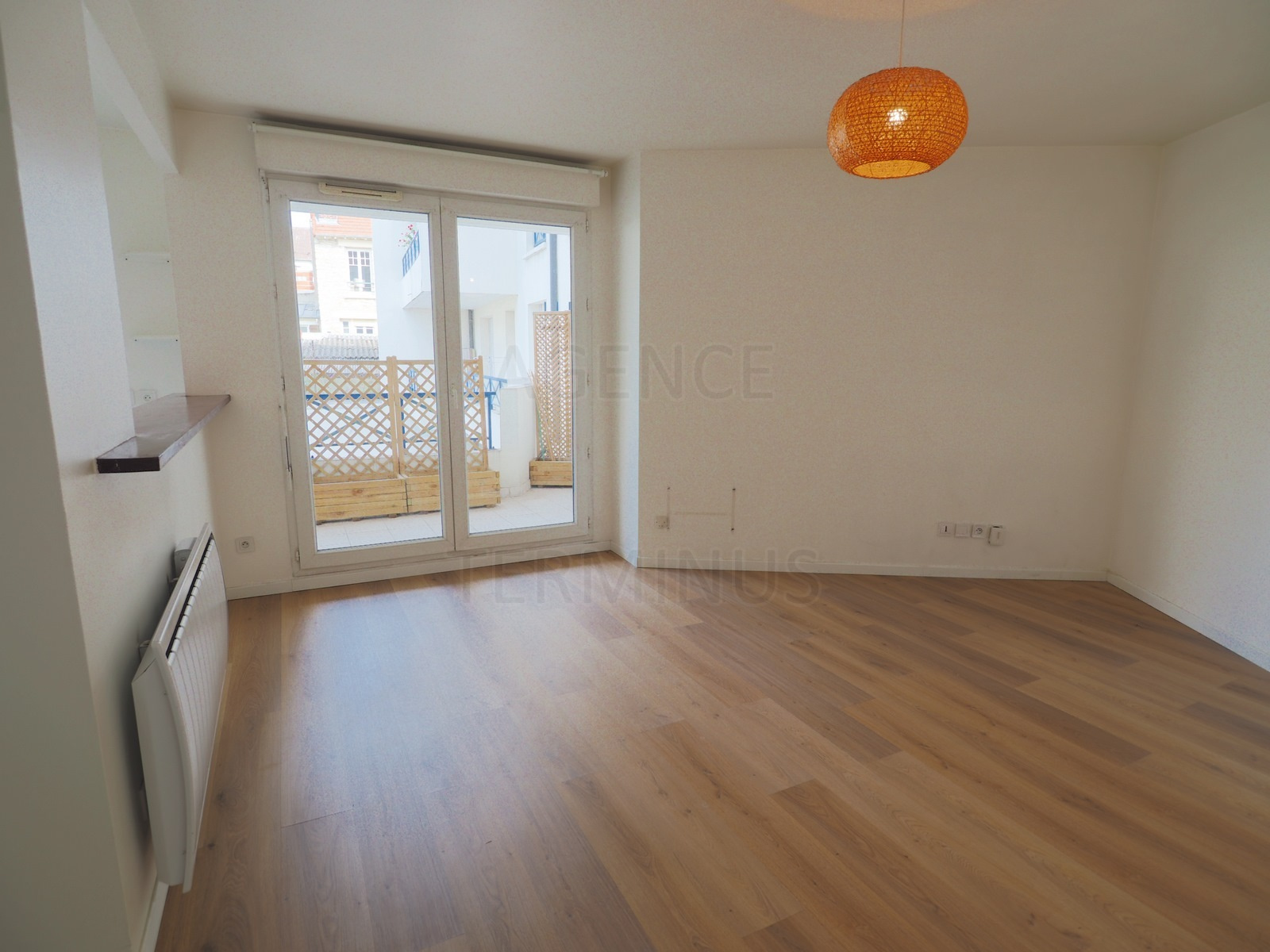 Appartement 2 pièces 45m² ENGHIEN LES BAINS 95880 photo 2