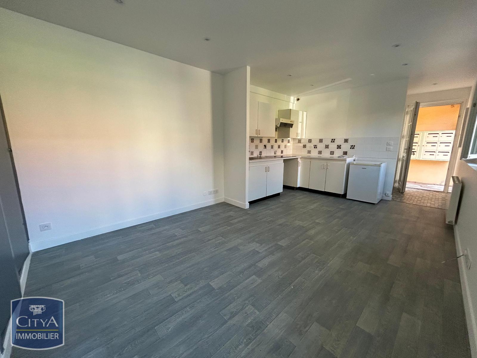 Appartement 1 pièce 24m² RAMBOUILLET 78120 photo 2