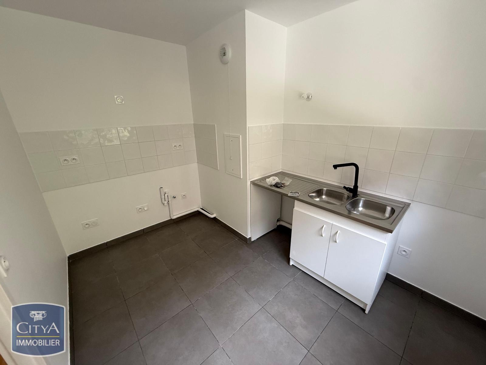 Appartement 4 pièces 80m² PUTEAUX 92800 photo 3