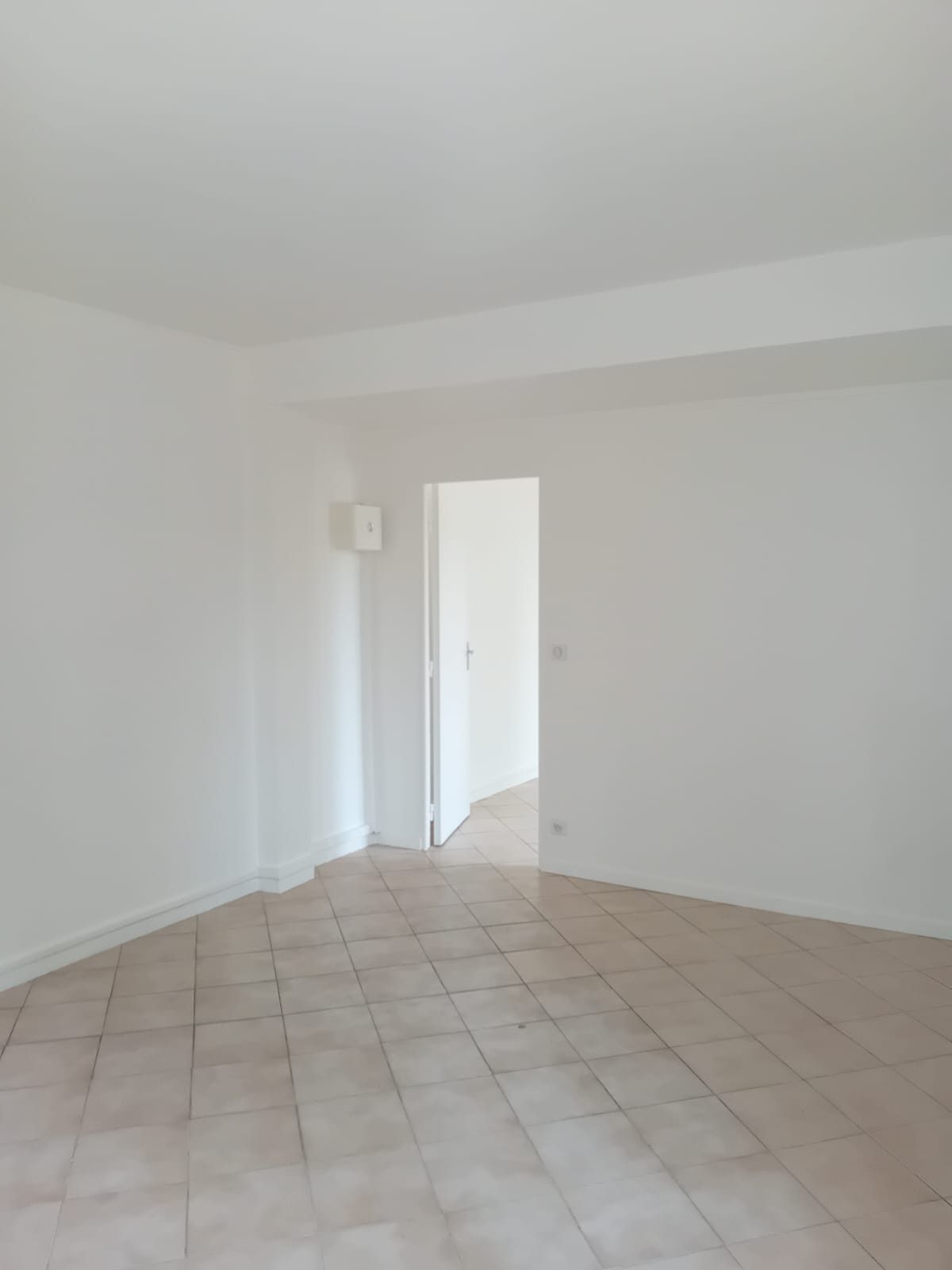 Appartement 1 pièce 35m² ATHIS MONS 91200