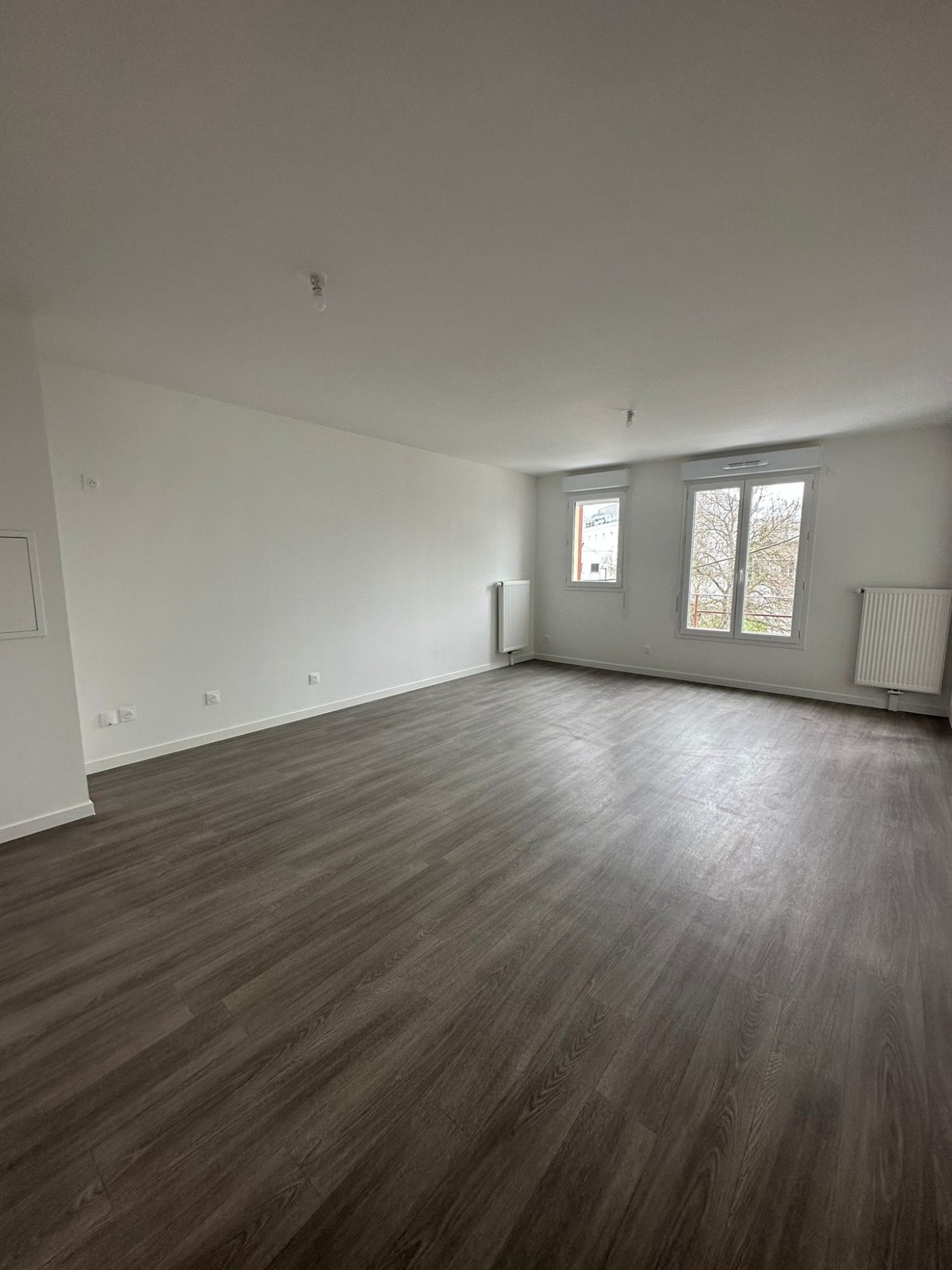 Appartement 3 pièces 64m² LE BLANC MESNIL 93150