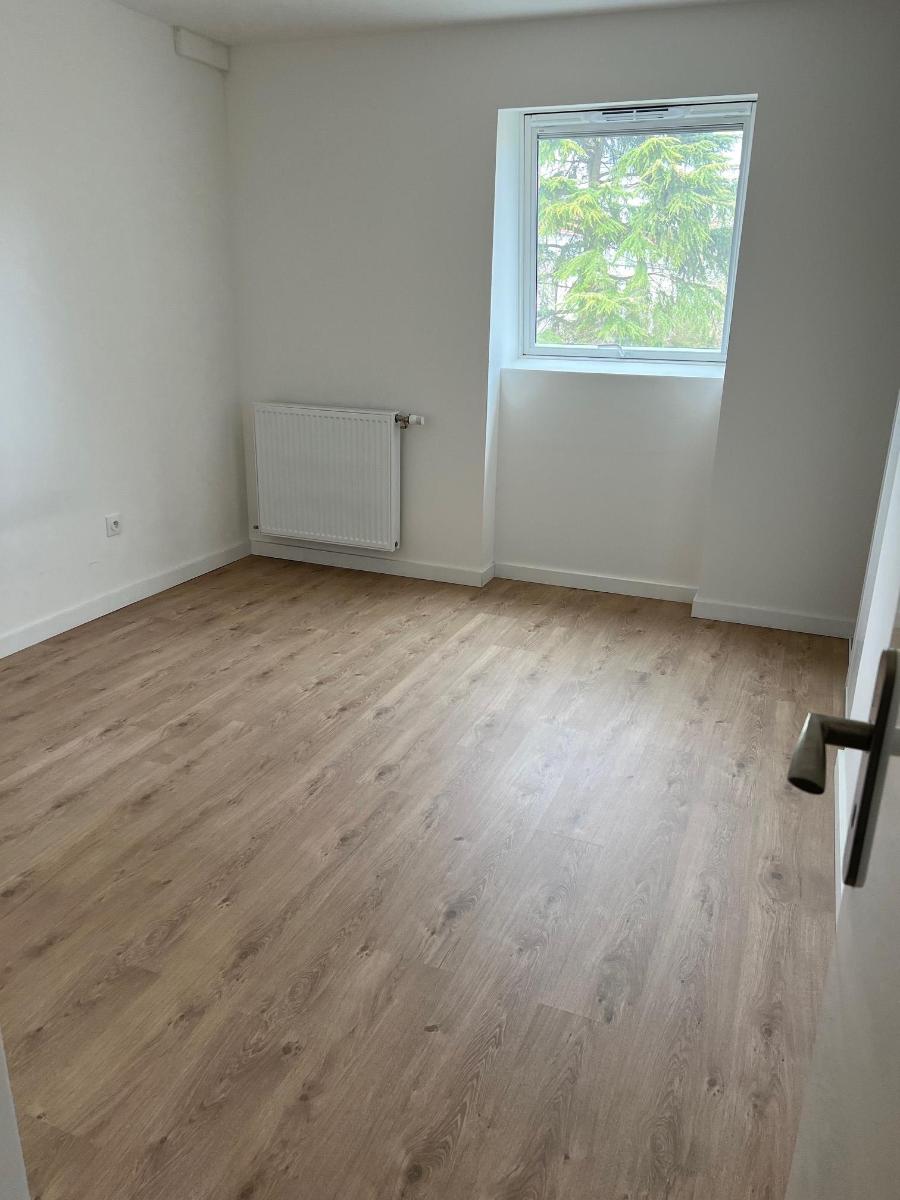 Appartement 2 pièces 42m² MELUN 77000 photo 3