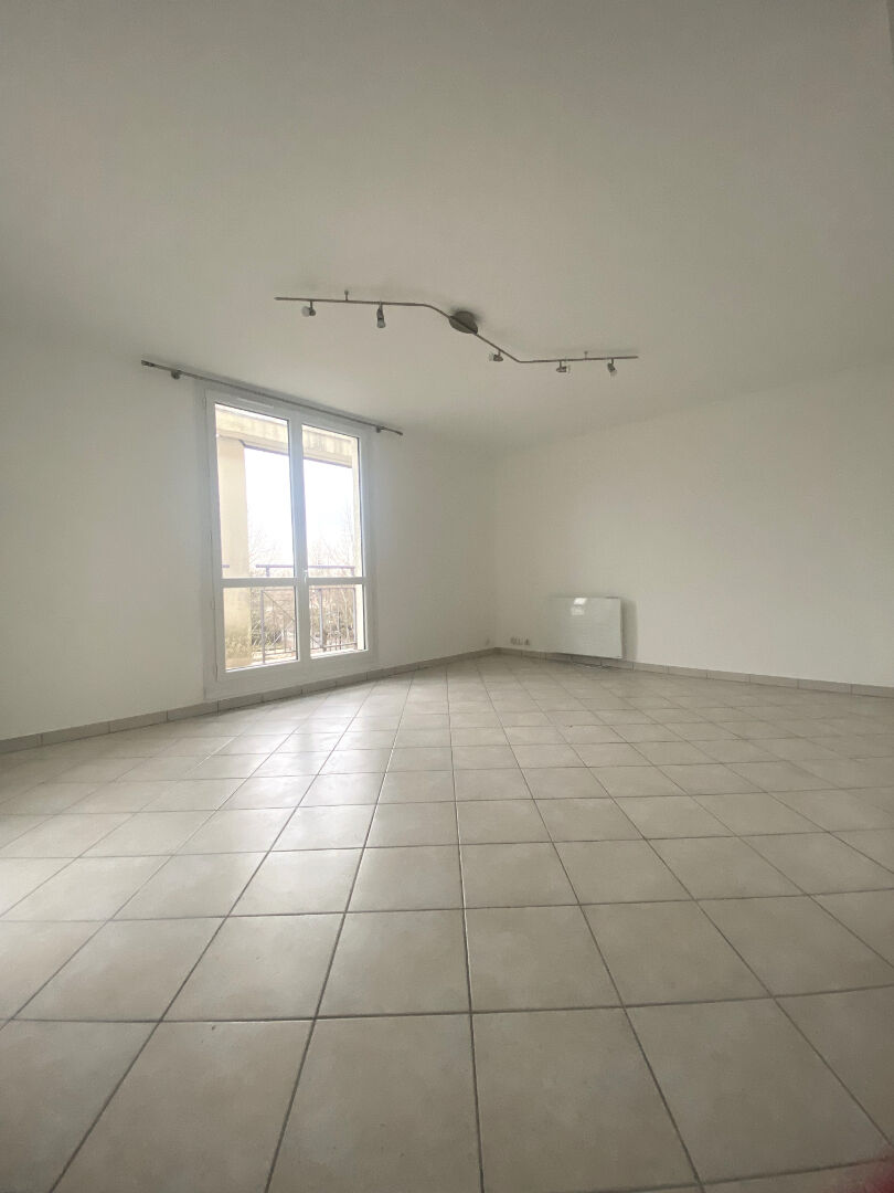 Appartement 3 pièces 69m² photo 2