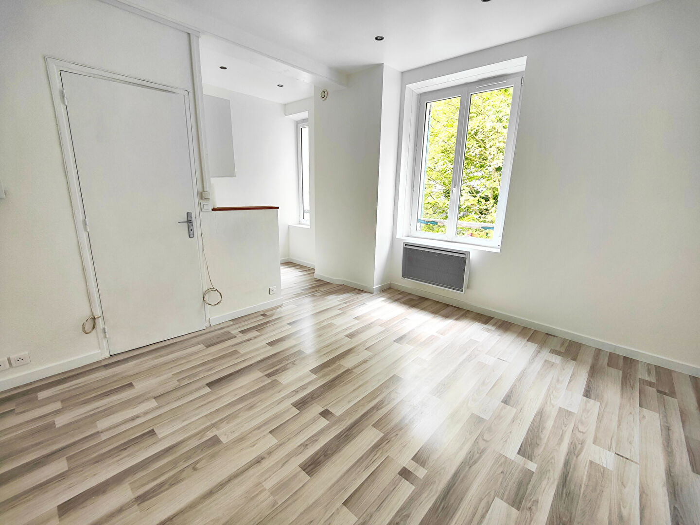 Appartement 1 pièce 28m² photo 2