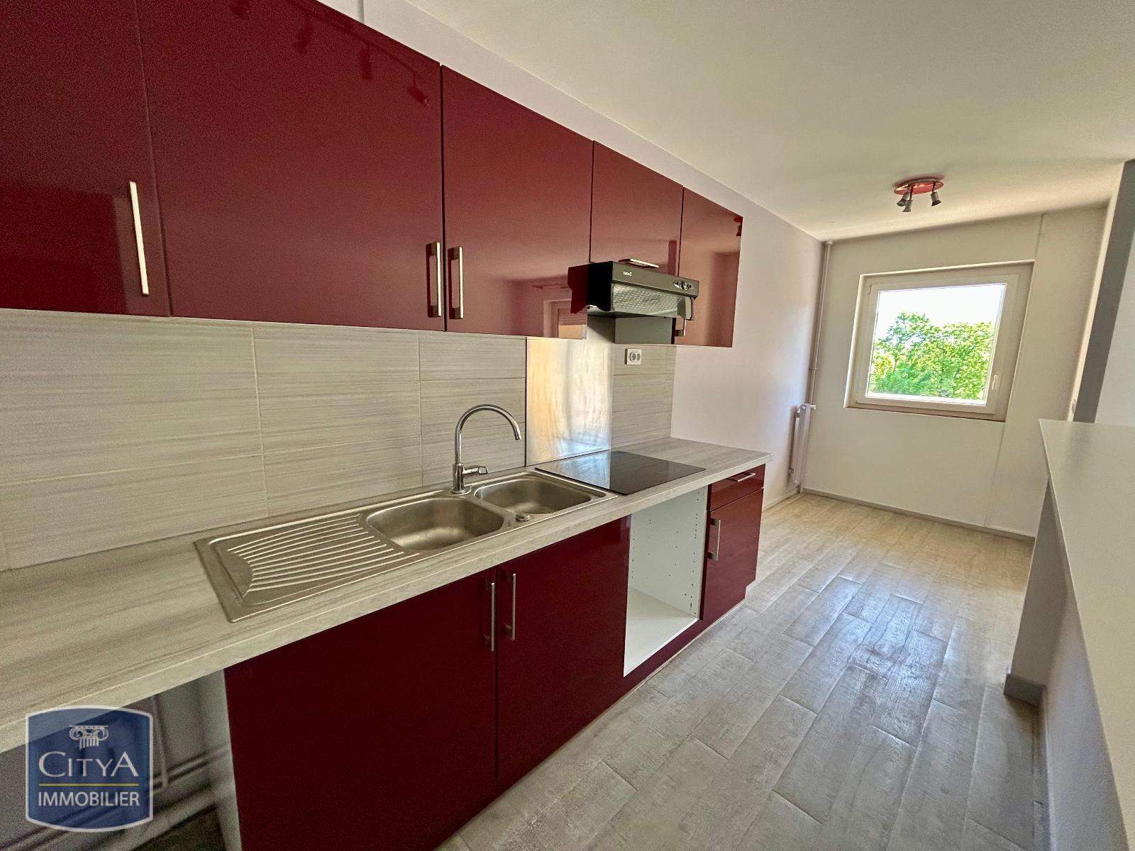 Appartement 3 pièces 65m² ELANCOURT 78990 photo 2