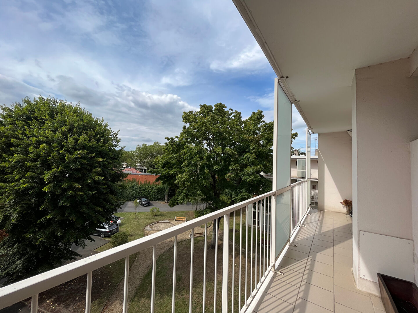 Appartement 6 pièces 143m²