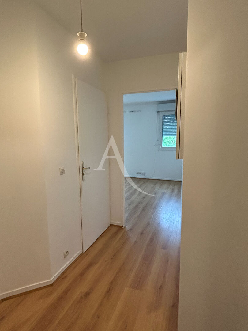 Appartement 2 pièces 39m² photo 3