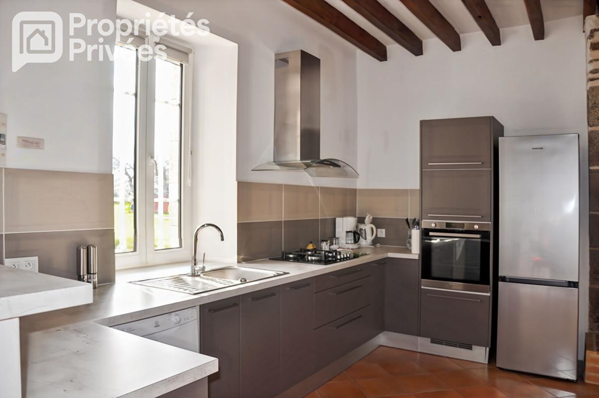 Maison 5 pièces 132 m² · à Montenay · 132 m² · 199 661 €