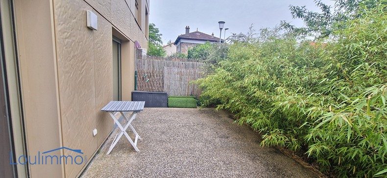 Appartement 2 pièces 44m² NANTERRE 92000 photo 2